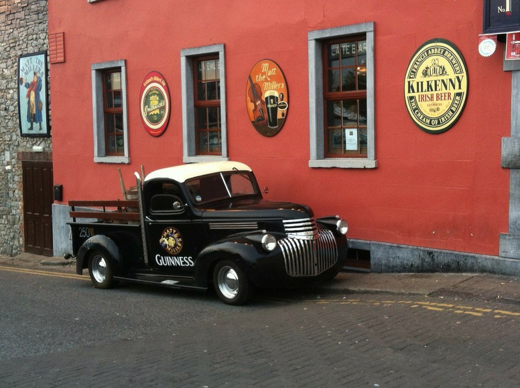 irish pub guinness truck